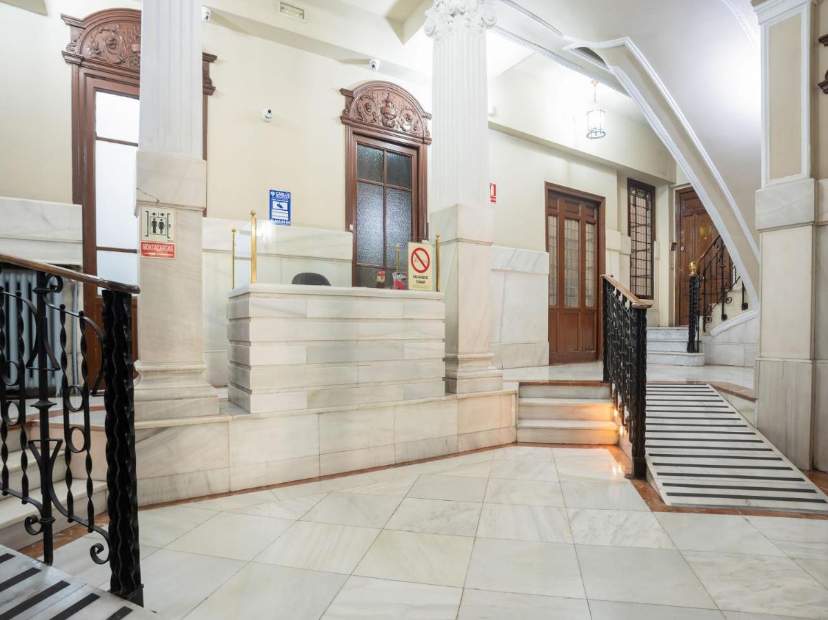 Hostal Felipe V - Madrid — Photos 2